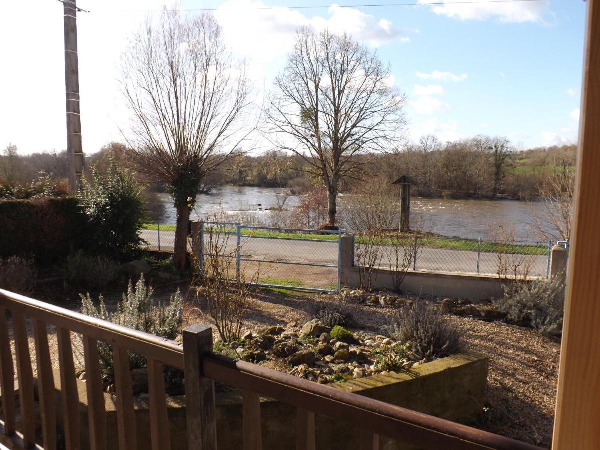 Riverside Moussac-sur-Vienne Dış mekan fotoğraf